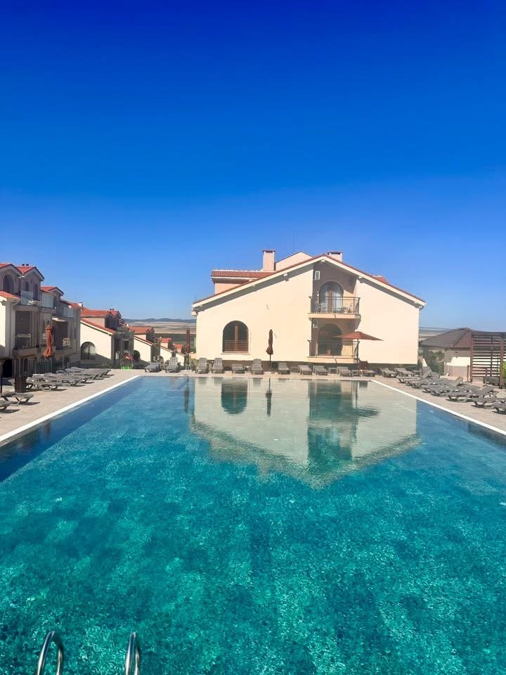 Екстериор 6