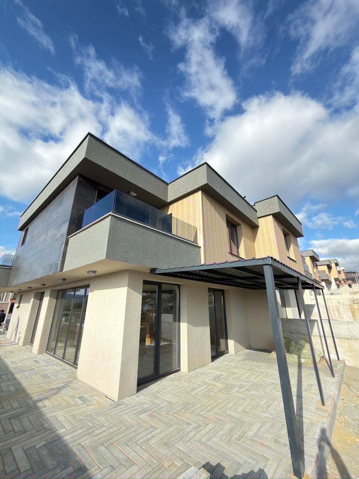 Екстериор 2